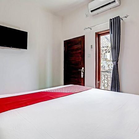OYO 91080 Kubu D&d Guesthouse Seminyak Extérieur photo